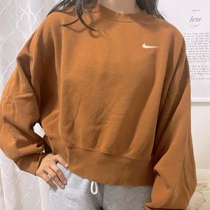 nike size medium burnt orange crewneck